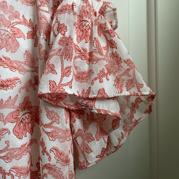 NWOT Cute Loft Blouse - Picture 3 of 4